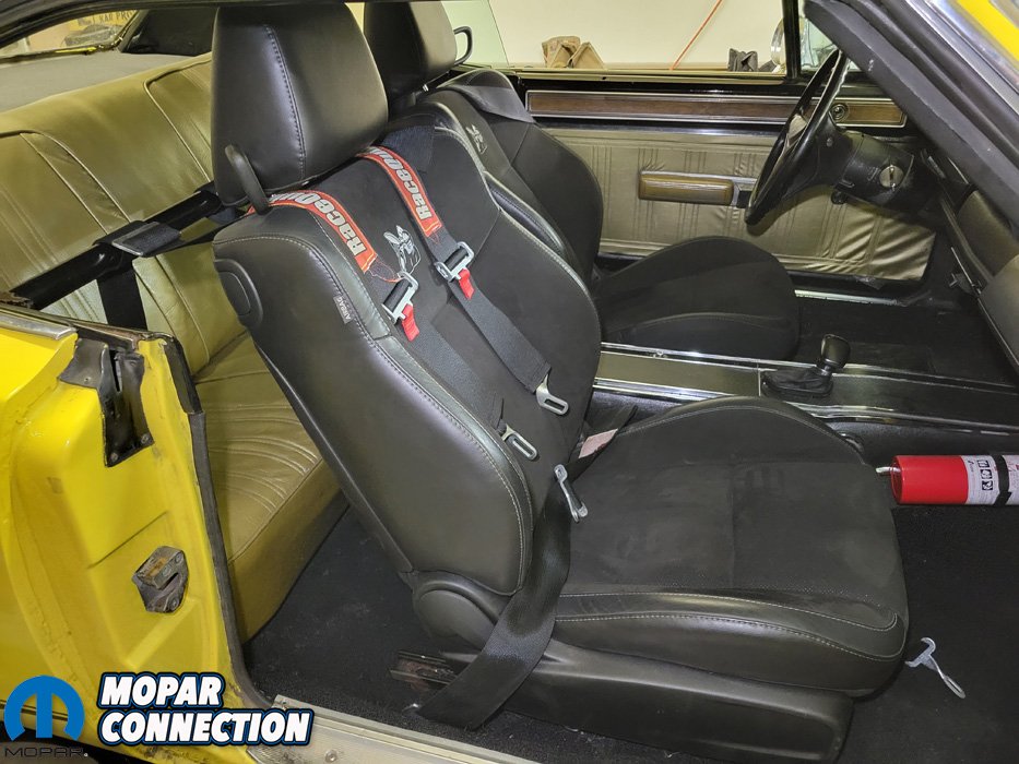 Aftermarket bucket seats for muscle outlet cars