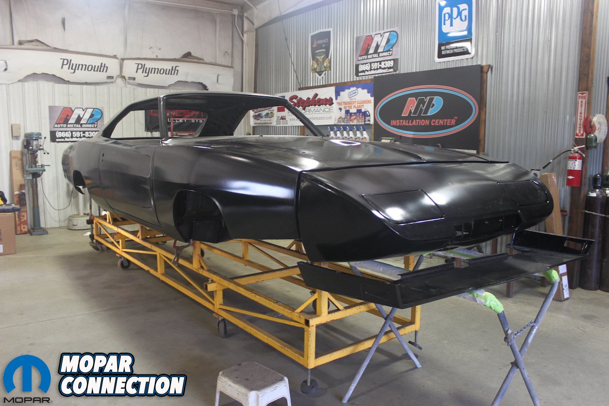 Check Out This Trailer Find 1969 Dodge Charger Daytona