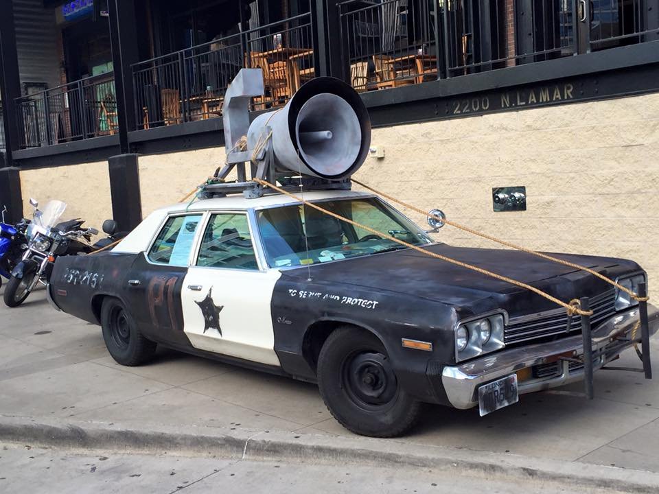 Bluesmobile_at_House_of_Blues_Dallas_-_3-4_view