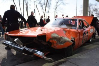 general lee charger chicago jump