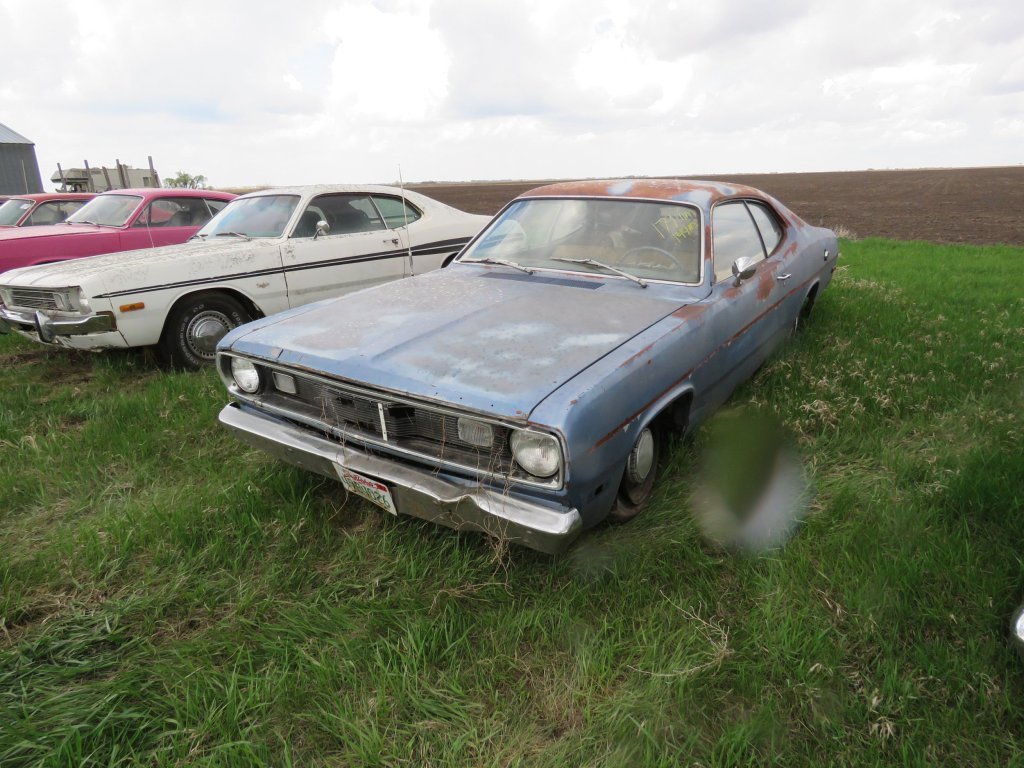 1972 Plymouth Duster Slant 6; $250