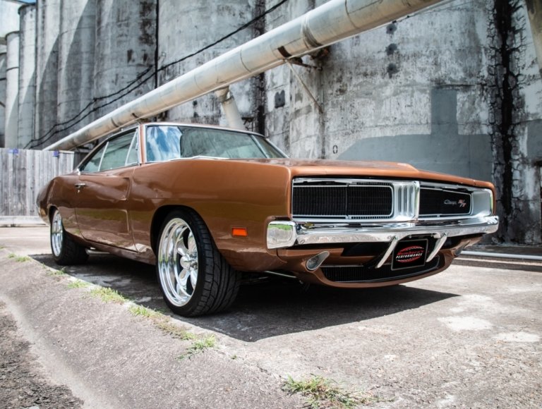 Classic Meets Crazy: Bumbera's Performance's Hellcat-Swapped '69 Dodge ...