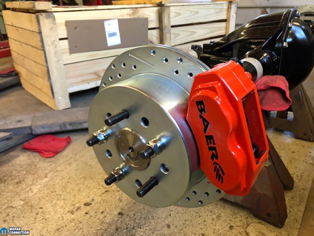 037-Baer-Brakes-Rear-Cross-Drilled-Vented-Slotted-Rotors-Caliper-Charger