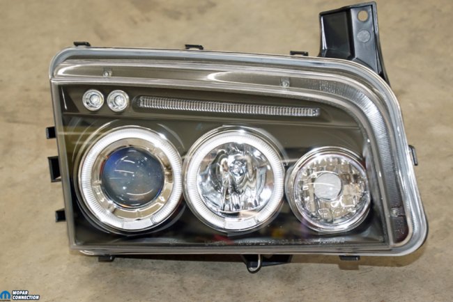 002-American-Muscle-Headlamp-Halo-Dodge-Charger