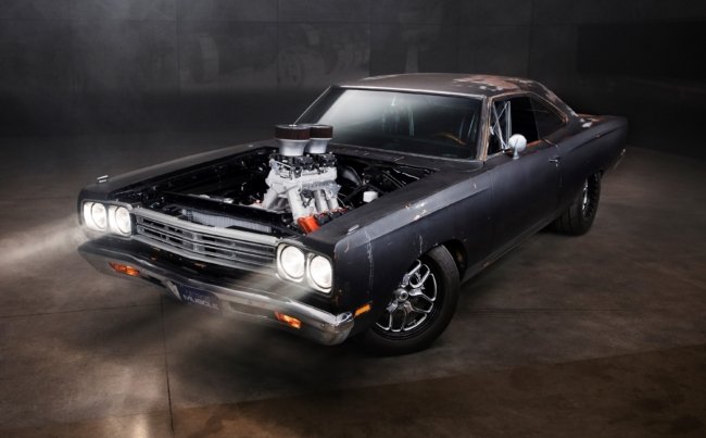 https://moparconnectionmagazine.com/wp-content/uploads/2022/11/DetroitMuscleRoadBurner2-650x403.jpg