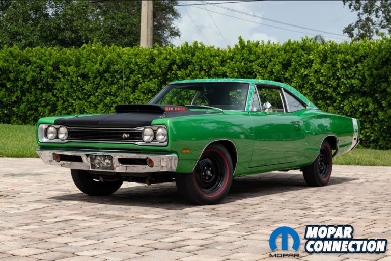 Marvelous Mod Top: Darrin Stanke's 1969 1/2 Dodge A12 Super Bee - Mopar ...